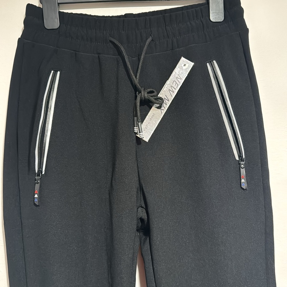 JOGGERS - Picture 8 of 8